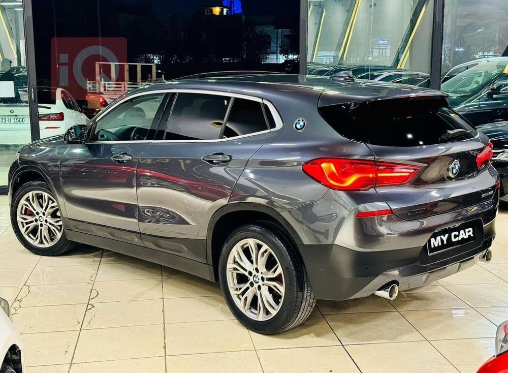 BMW X2